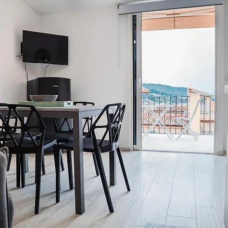 Liberty Apartment *